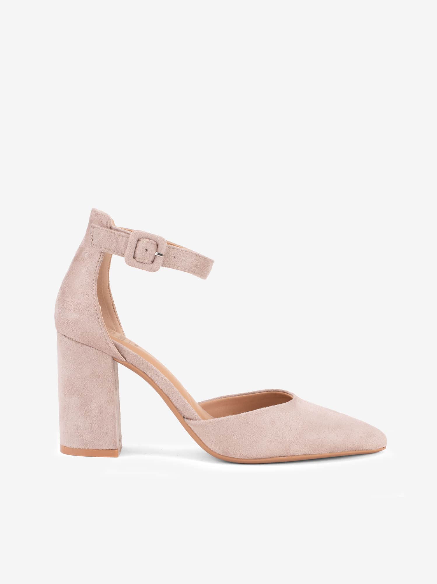 Sapato Pump de Salto e Forma Pontiaguda