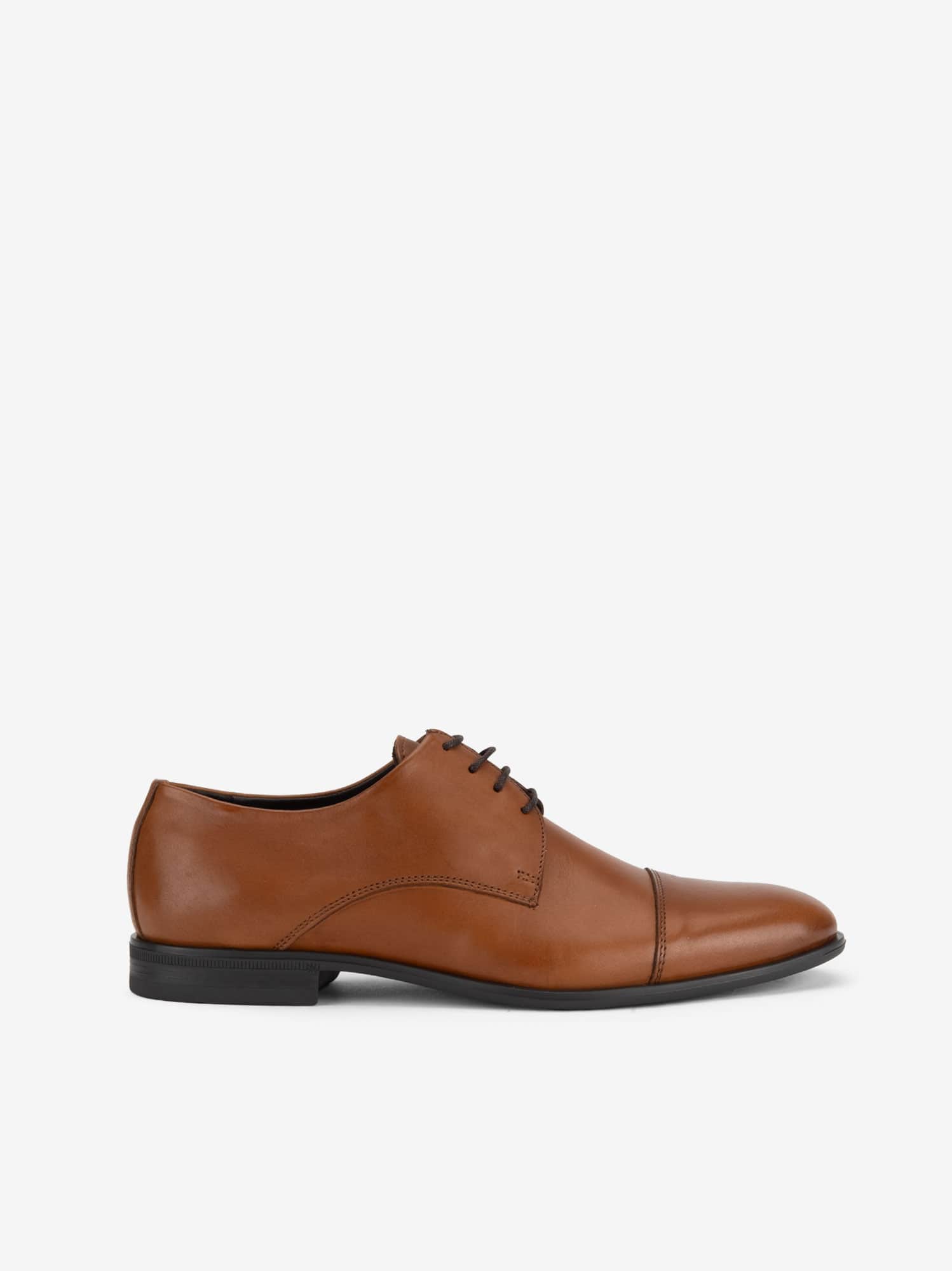 Sapato Derby Brogue em Pele