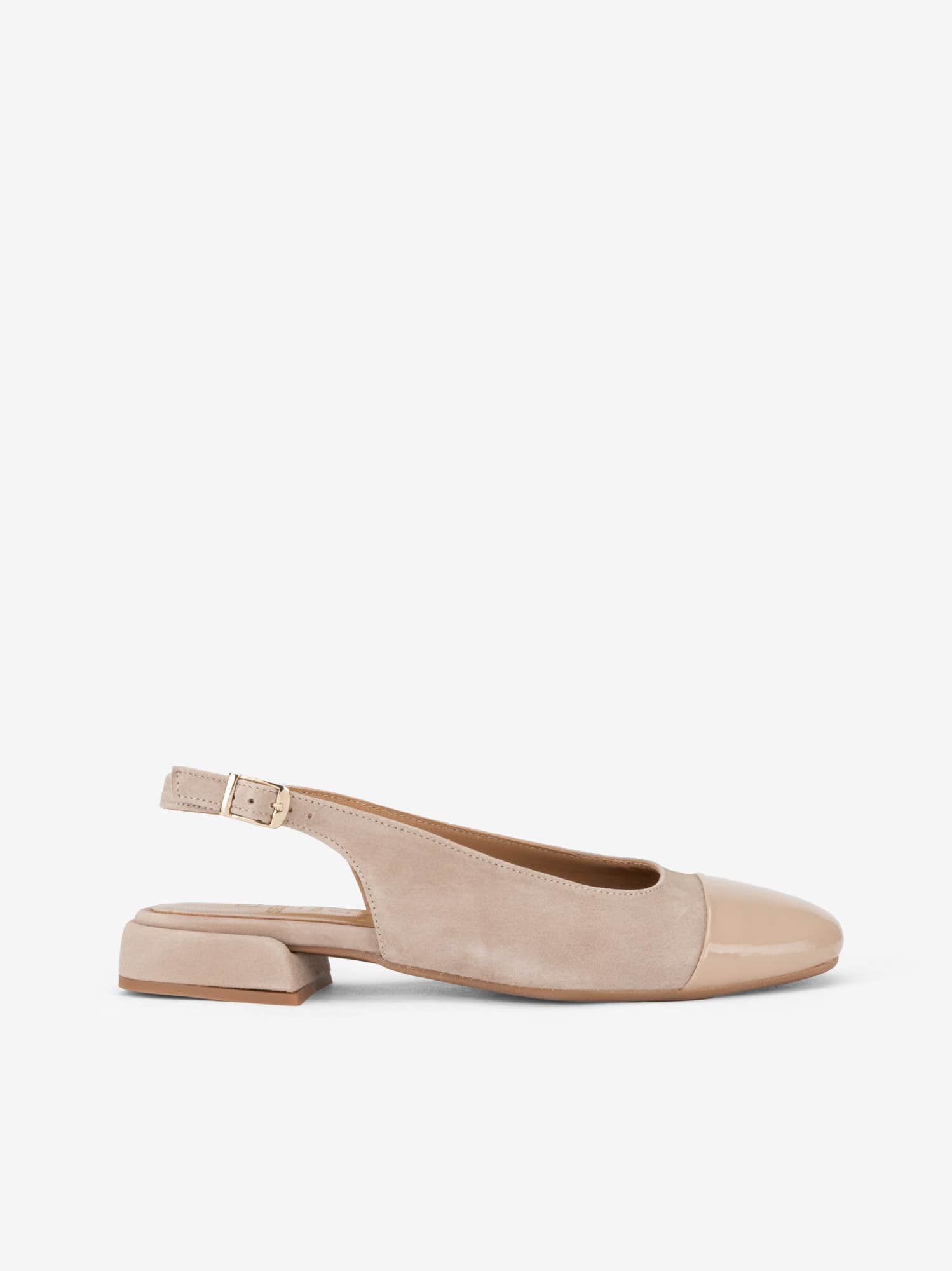 Sapato Sling Back de Tacão em Camurça