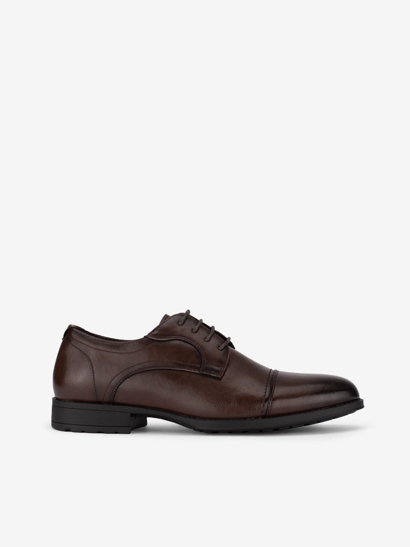 Sapato Derby de Atacador com Cap Toe