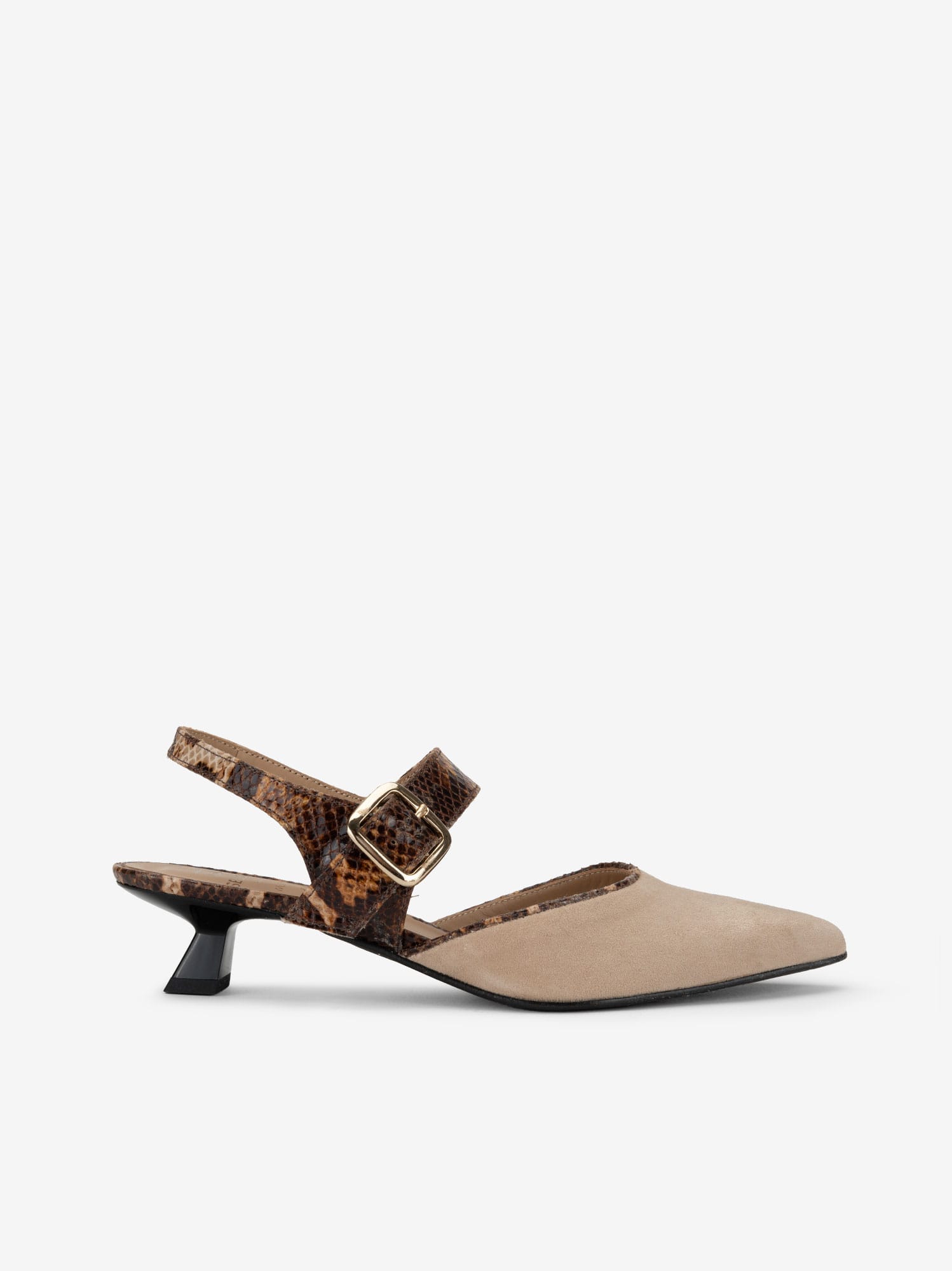 Sapato Sling Back em Pele Camurça