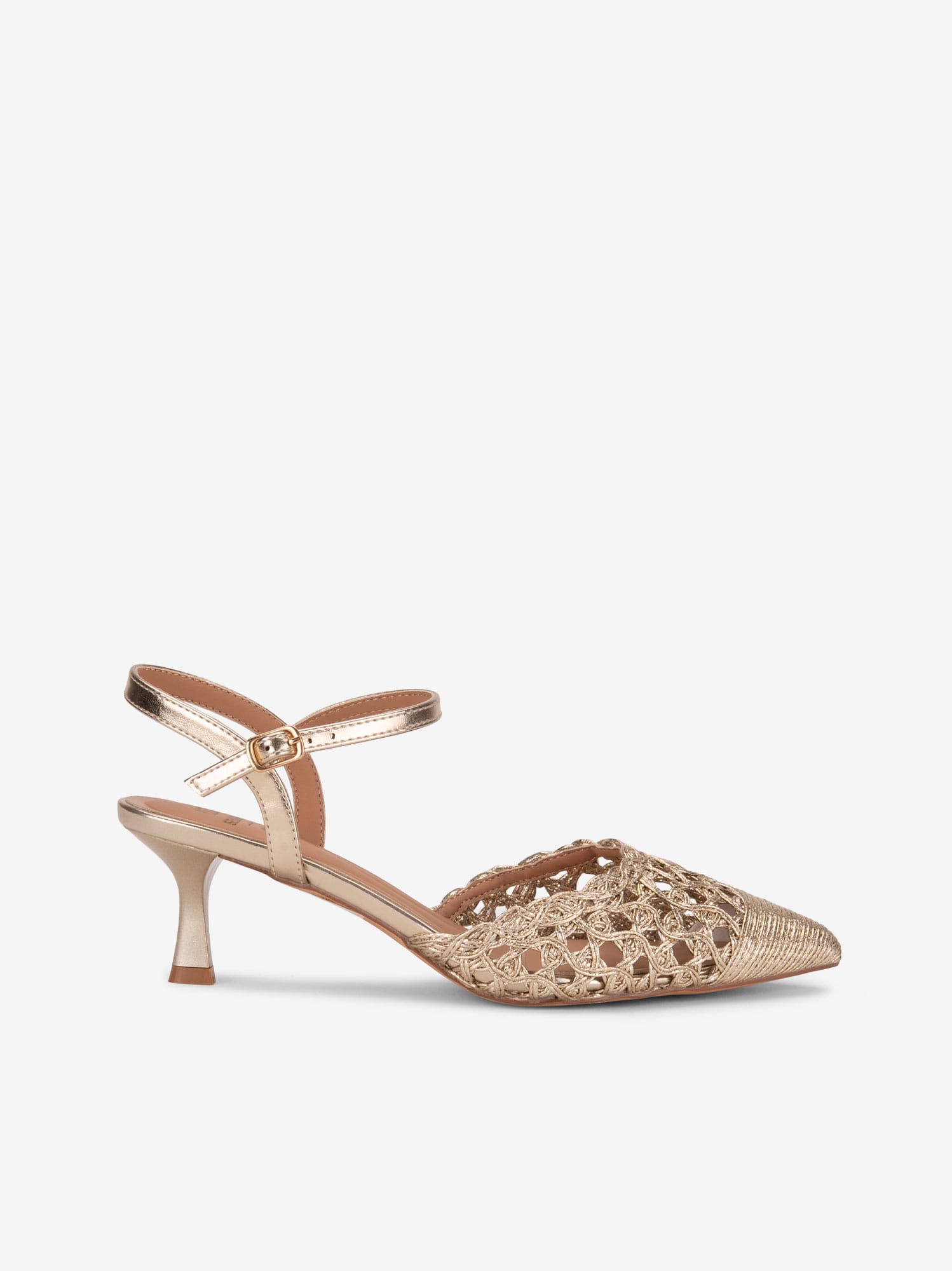 Sapato Sling Back em Ráfia